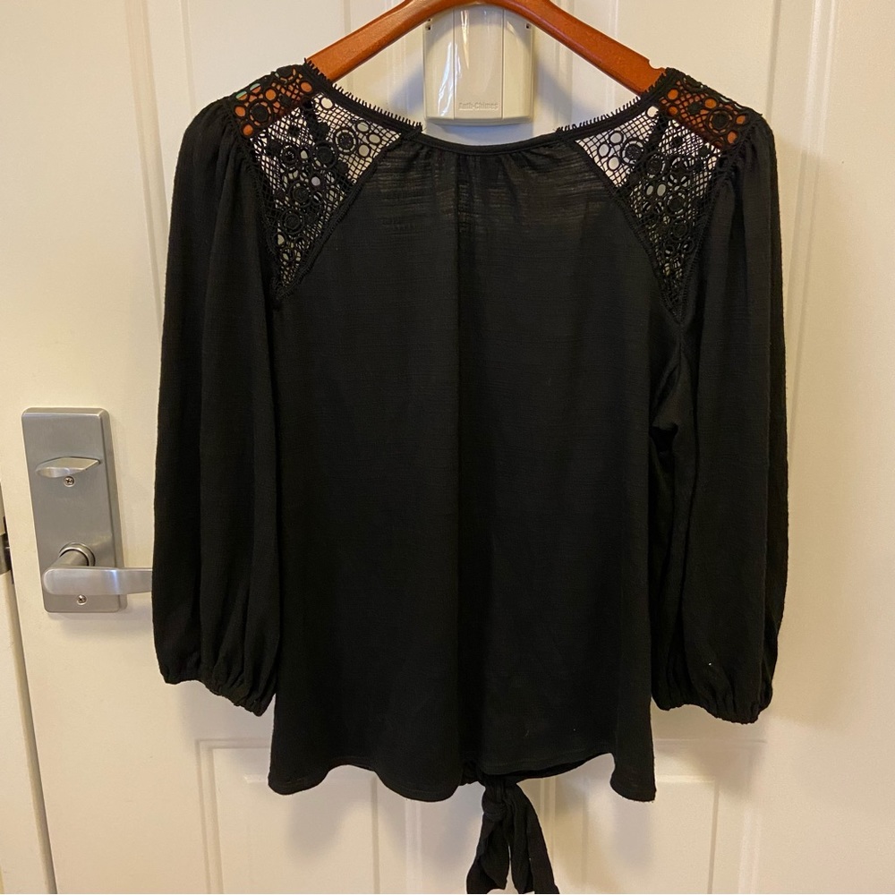 Top with/ Lace Shoulders - Picture 2 of 12